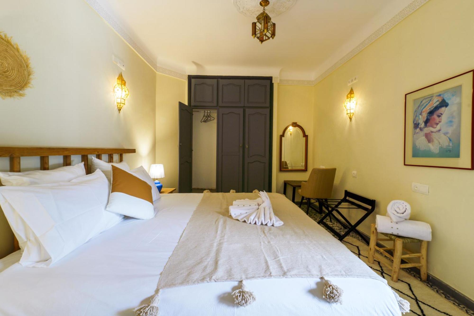 Hébergement de vacances Riad 4 Chambres - Piscine & Petit Dejeuner Gratuit - Wifi Fibre Optique