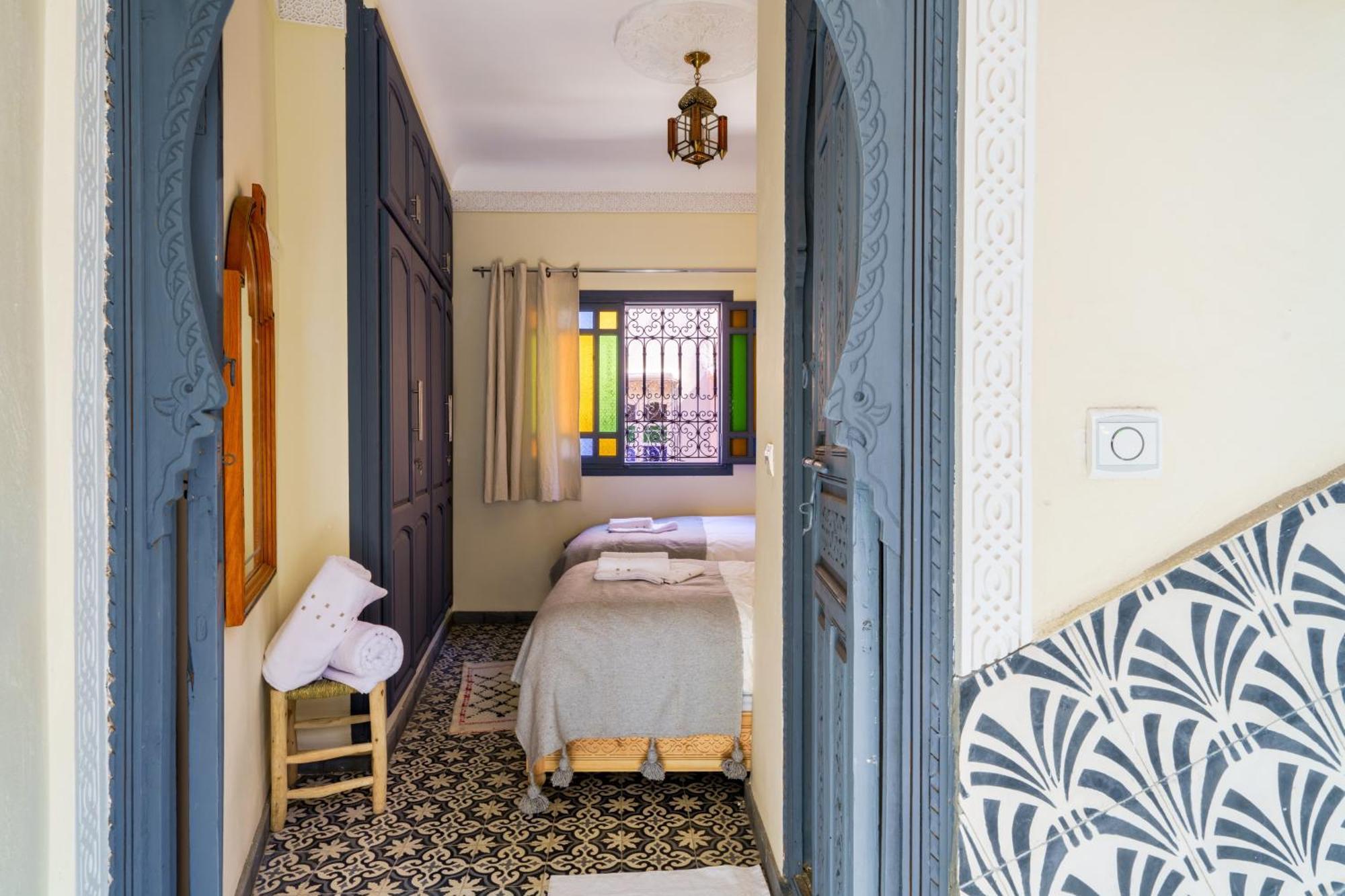 Hébergement de vacances Riad 4 Chambres - Piscine & Petit Dejeuner Gratuit - Wifi Fibre Optique *