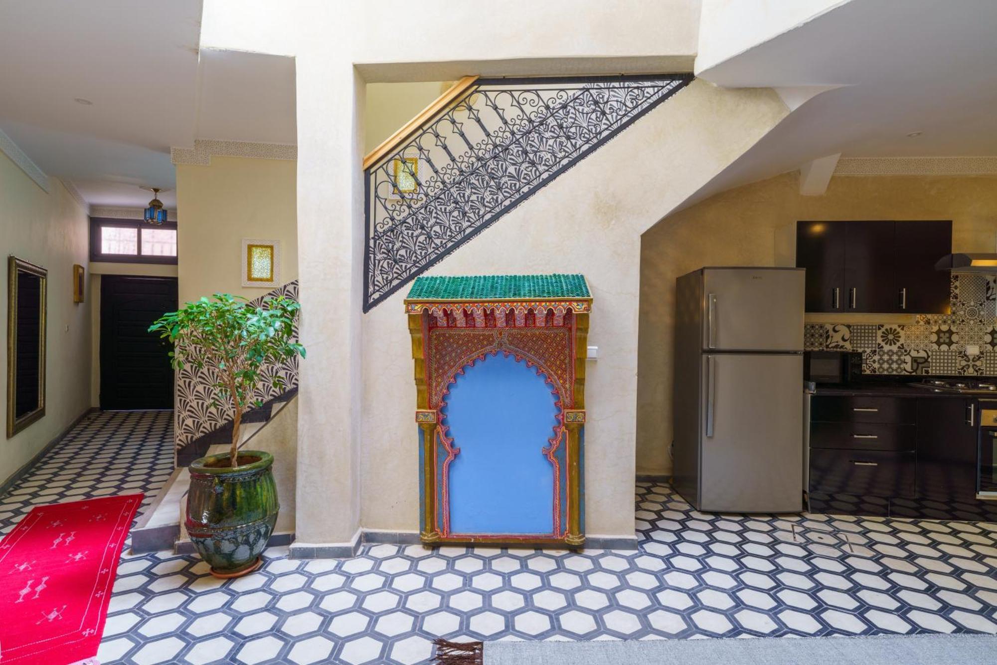 Hébergement de vacances Riad 4 Chambres - Piscine & Petit Dejeuner Gratuit - Wifi Fibre Optique *