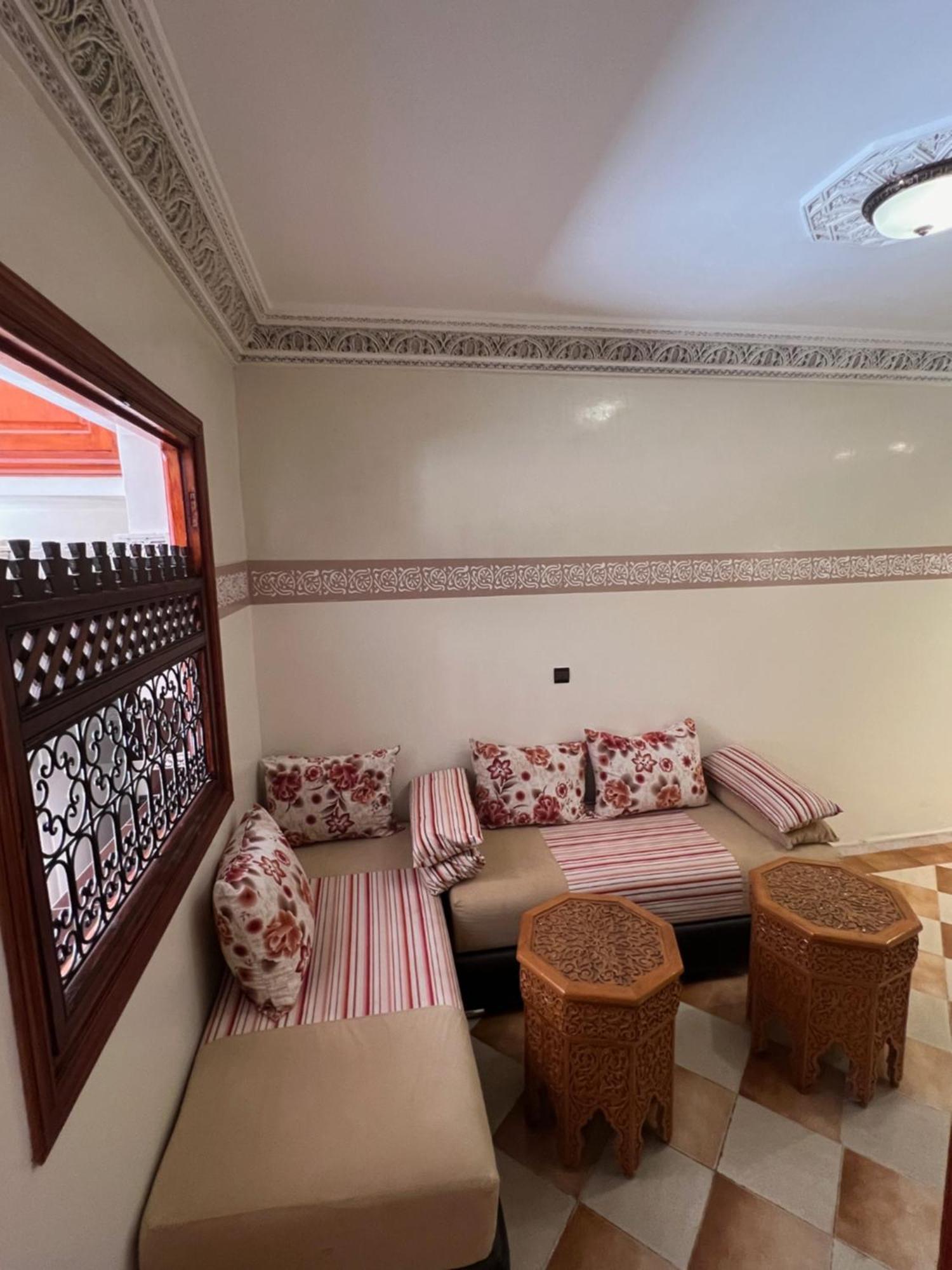 Spacieux Avec Cour Fleurie Et Hammam A Targa Marrakech *