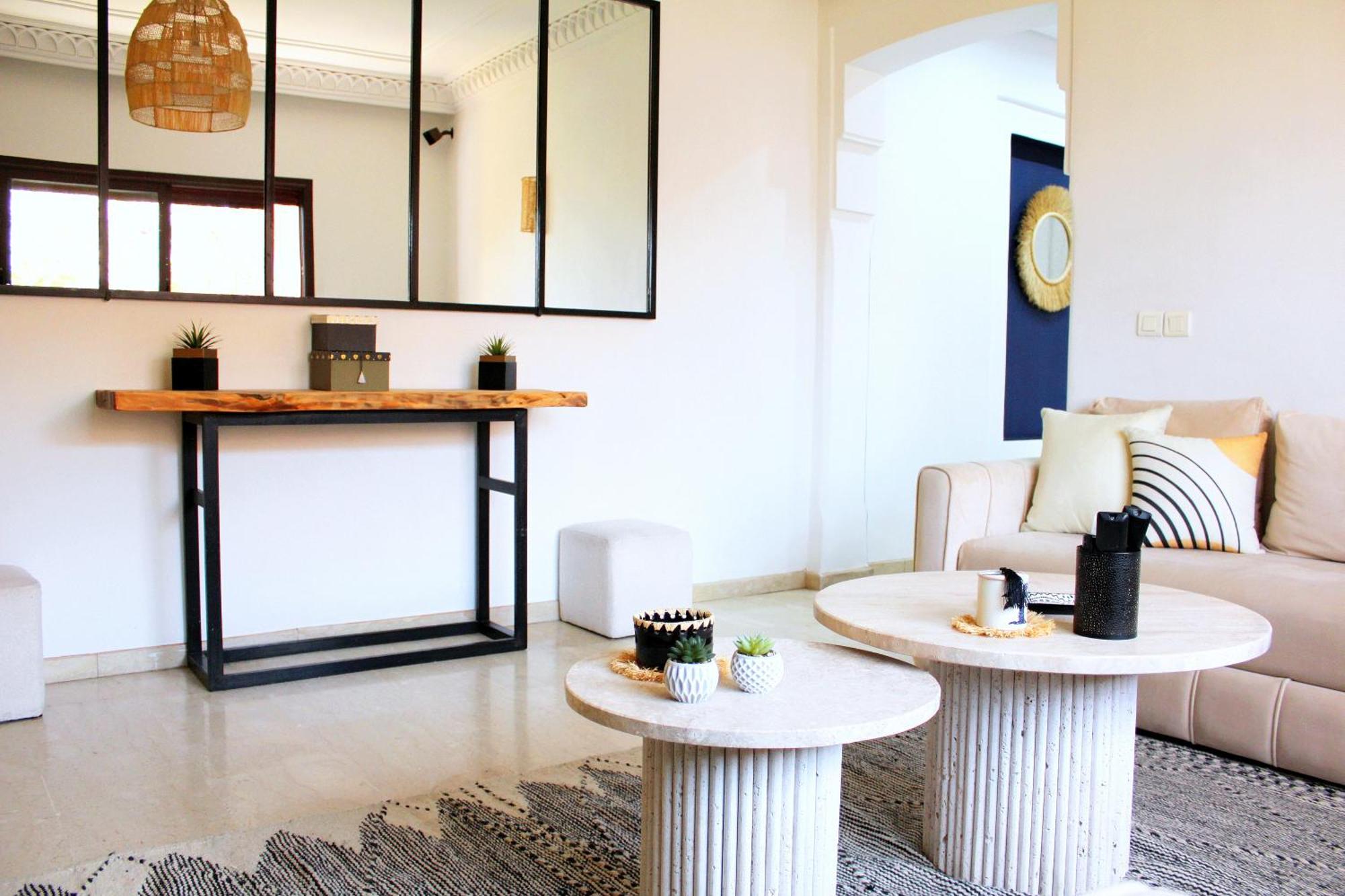 Apartment Magnifique Terrasse: Panoramic Views Near Majorelle Gardens Marrakesh
