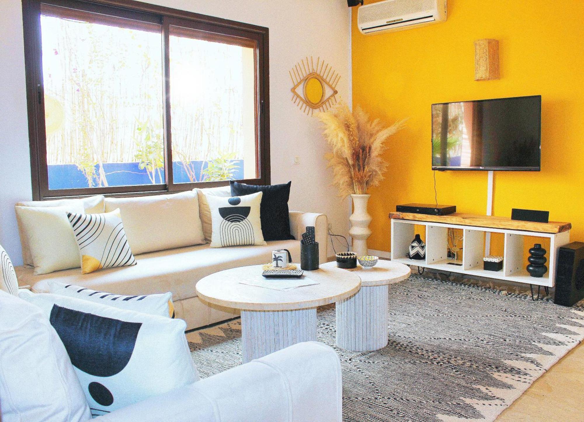 Magnifique Terrasse: Panoramic Views Near Majorelle Gardens Marrakesh