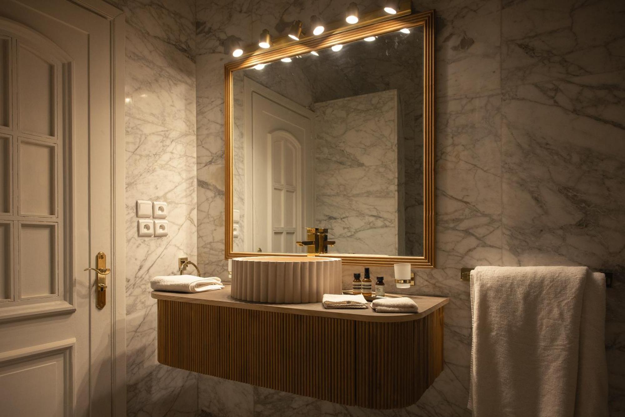 Les Palmiers Boutique & Hotel
