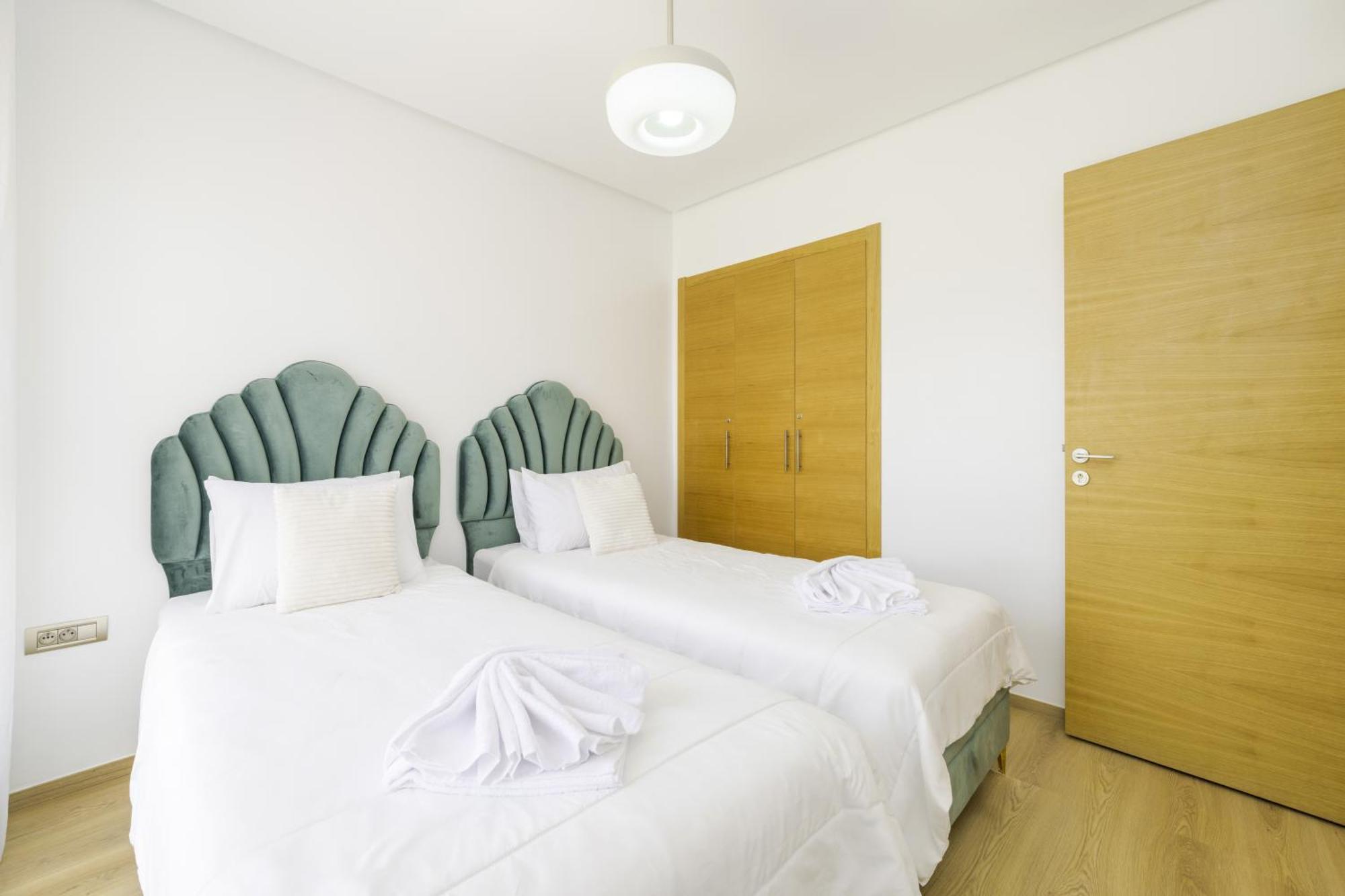 Vue Montagnes, Golf Et Piscine, Luxe A Marrakech Apartment