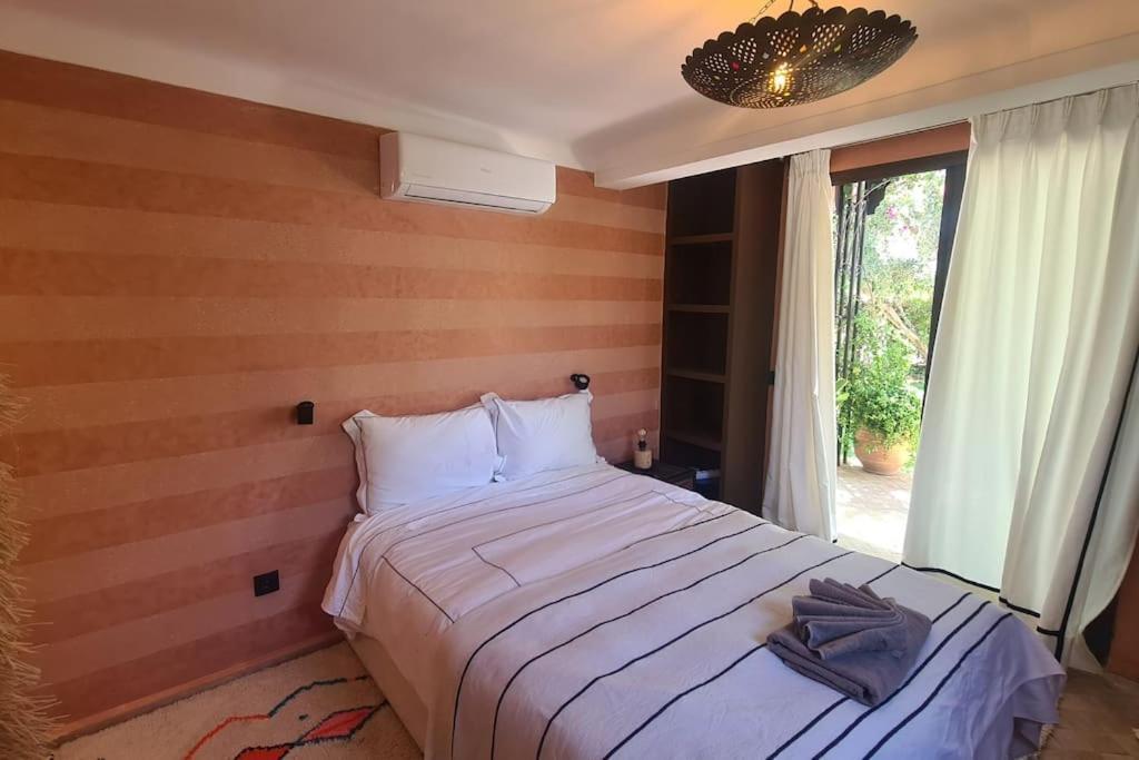 Villa Les Lauriers, 4 Suites, Piscine Privee, Petit Dejeuner Compris