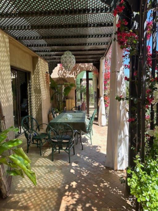 Les Lauriers, 4 Suites, Piscine Privee, Petit Dejeuner Compris *