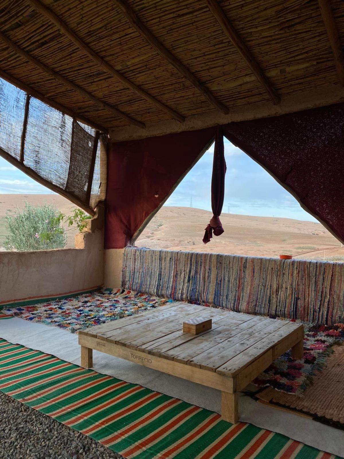 Les Cavaliers Chez Yassine Estadia no rancho *