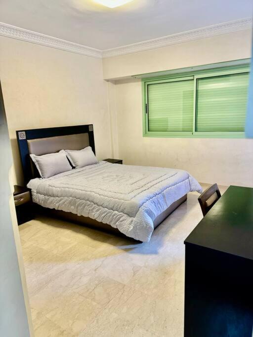 Apartment Beautiful Hivernage With Pool & Balcony, Near Attractions Marrakesh