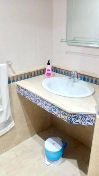 Beautiful Hivernage With Pool & Balcony, Near Attractions Apartment