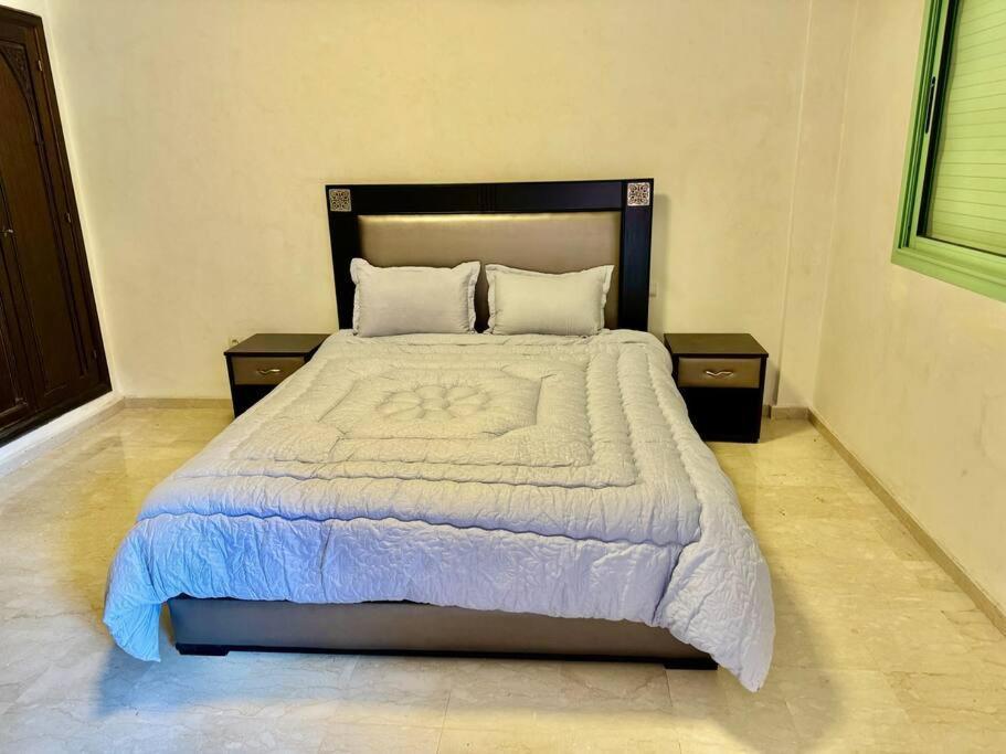 Apartment Beautiful Hivernage With Pool & Balcony, Near Attractions Marrakesh