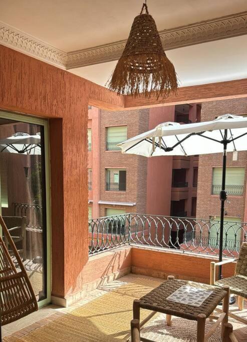 Apartment Beautiful Hivernage With Pool & Balcony, Near Attractions *