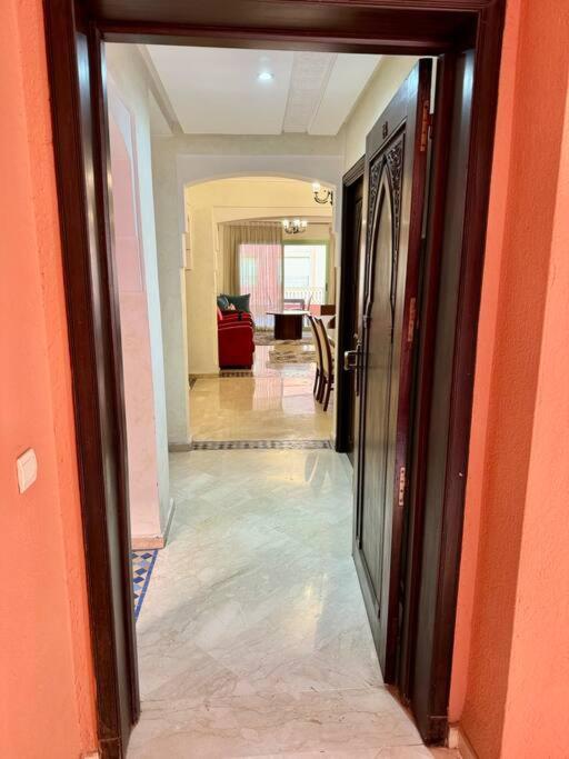 Apartment Beautiful Hivernage With Pool & Balcony, Near Attractions Marrakesh