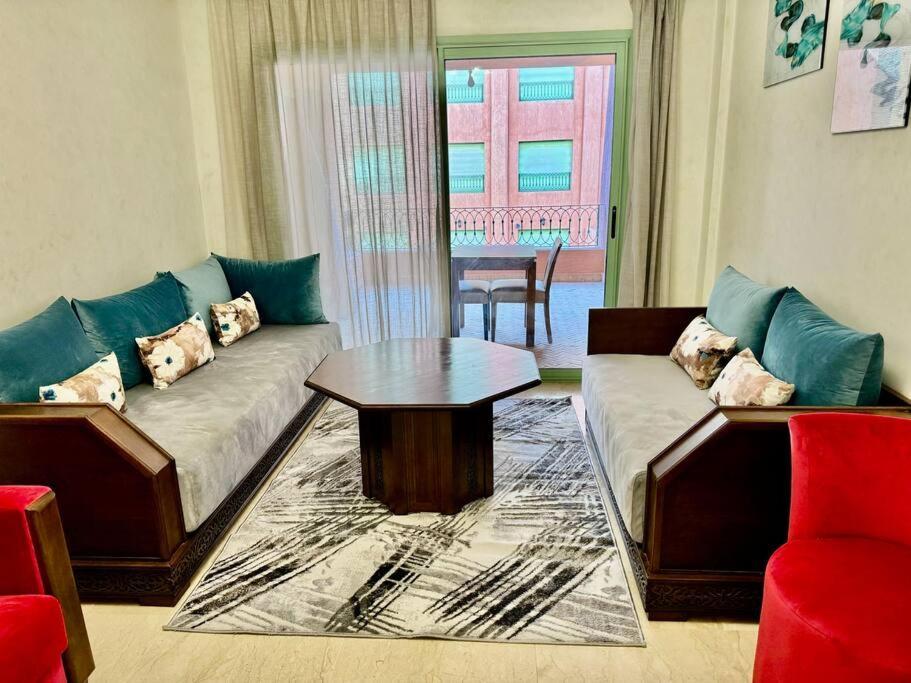 Beautiful Hivernage With Pool & Balcony, Near Attractions *