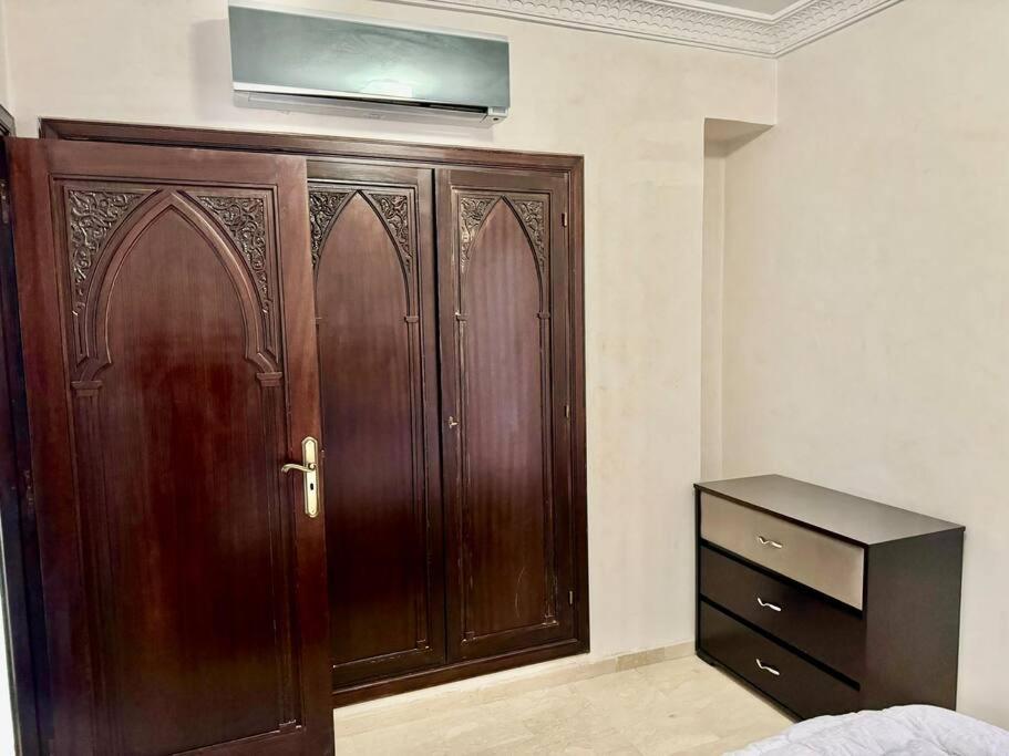 Beautiful Hivernage With Pool & Balcony, Near Attractions Apartment *