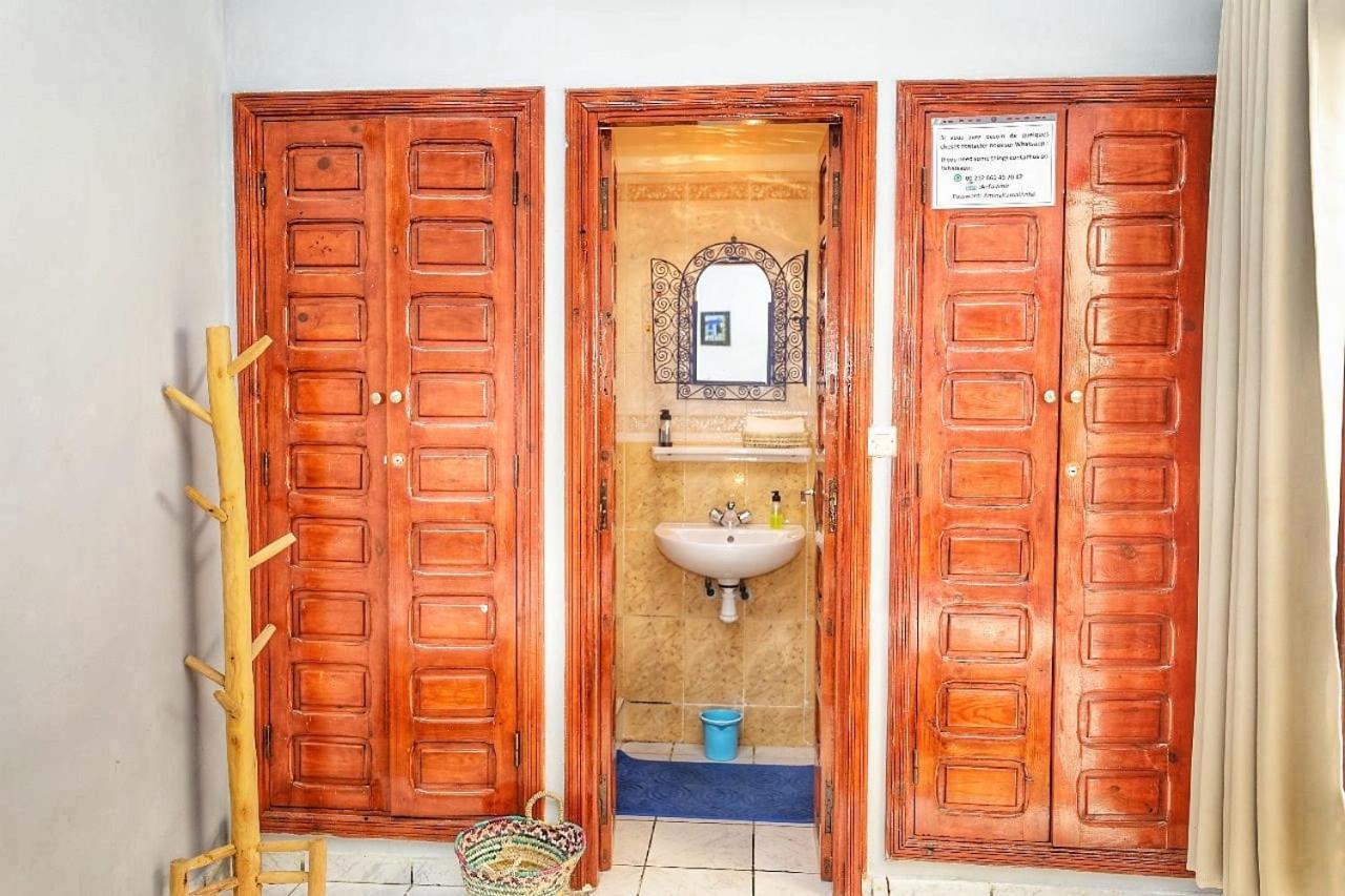 Amirkesh And Pool Guest house