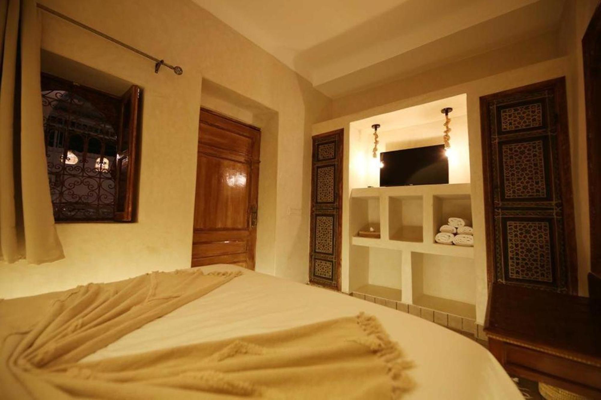 Oum H&n Bed & Breakfast *
