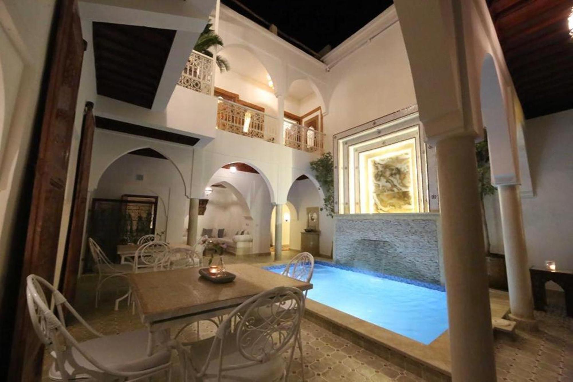 Oum H&n Bed & Breakfast *