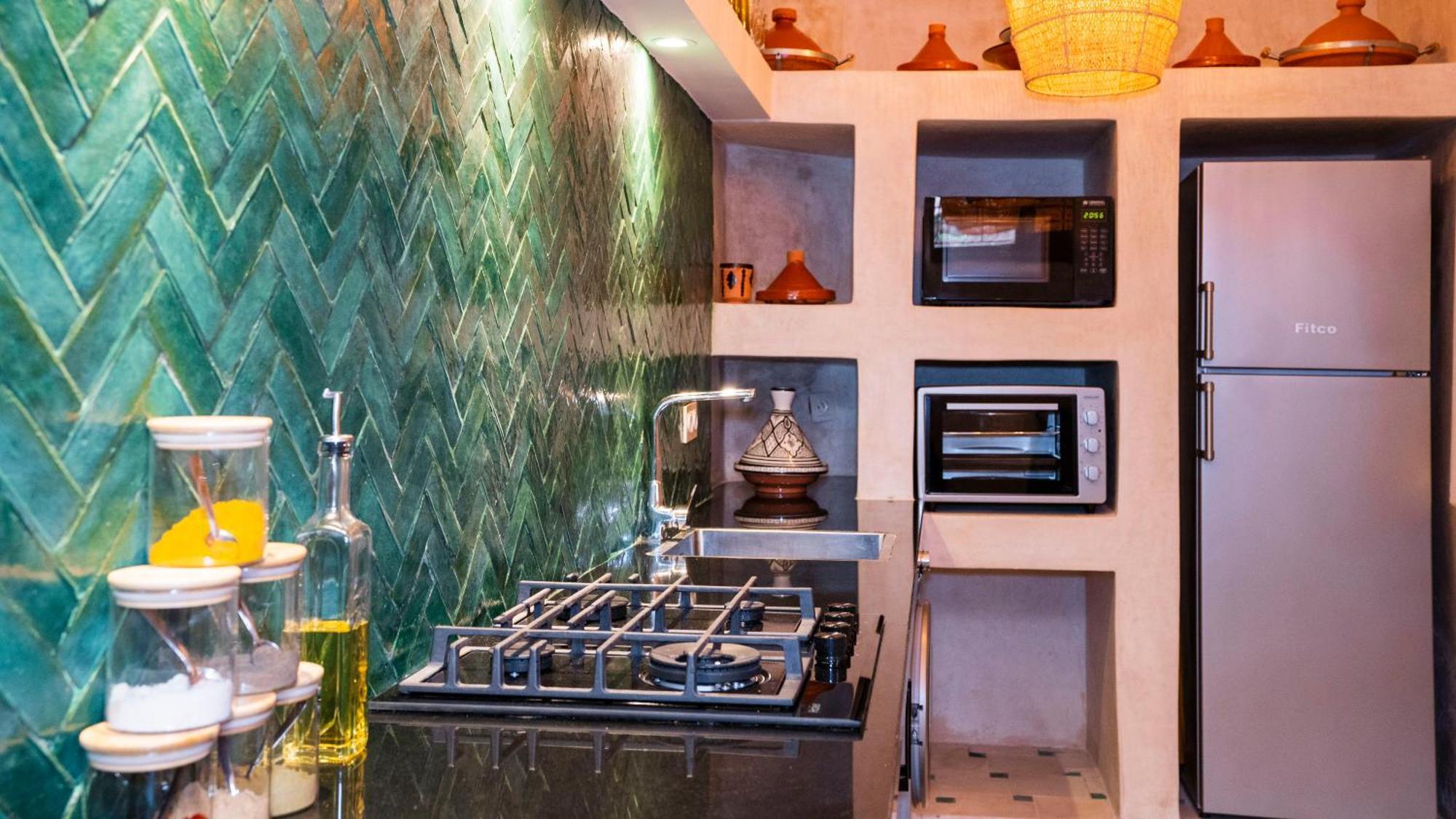 Riad Dar Omlil *