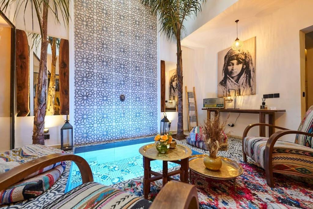 Riad Miloud 2*