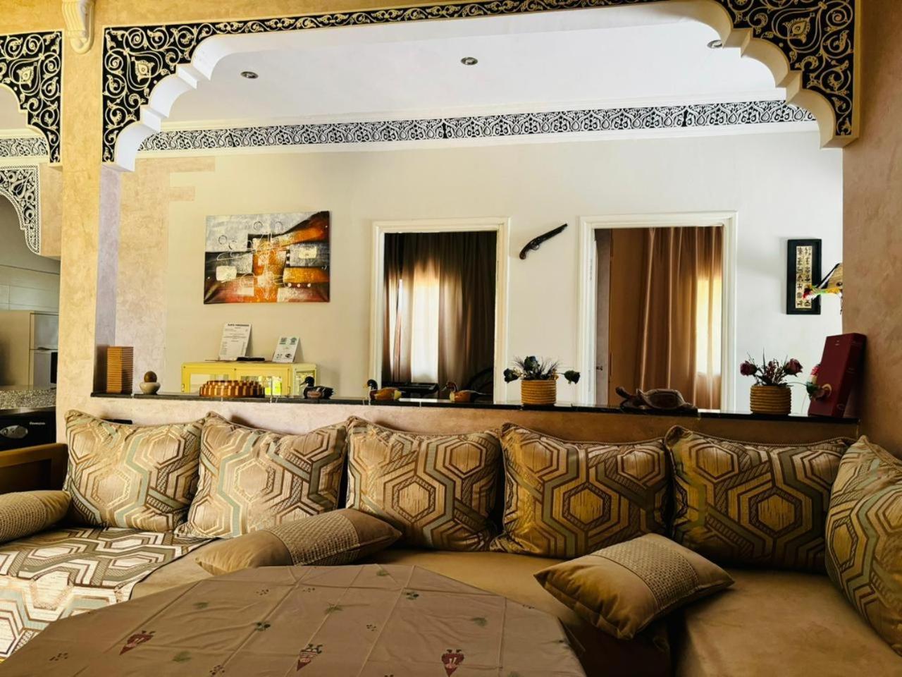 Villa Ilafe Farmhouse, Avec Piscine Chauffee Privee Et Jacuzzi Pour Familles Marrakesh
