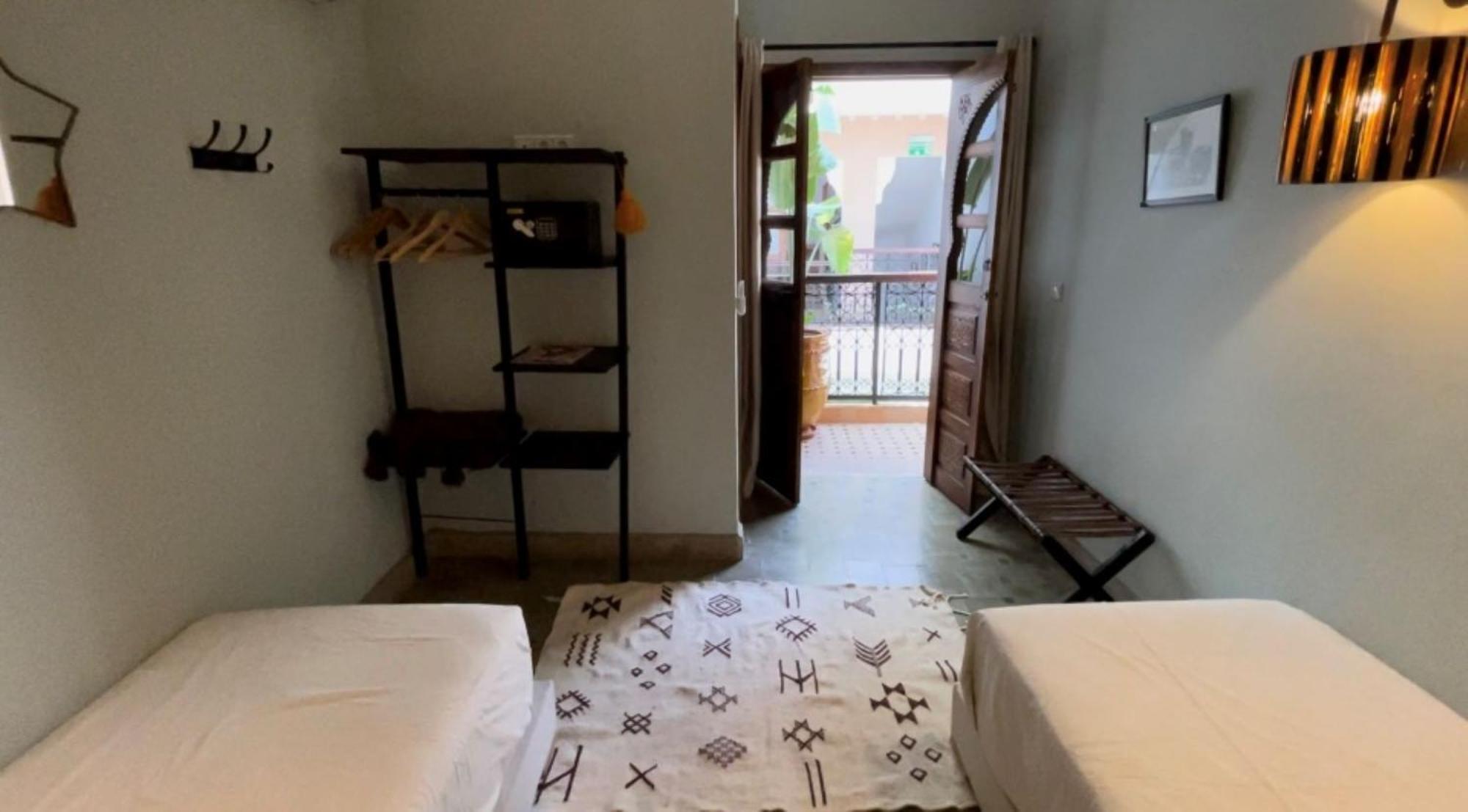 Shanam Location Privative