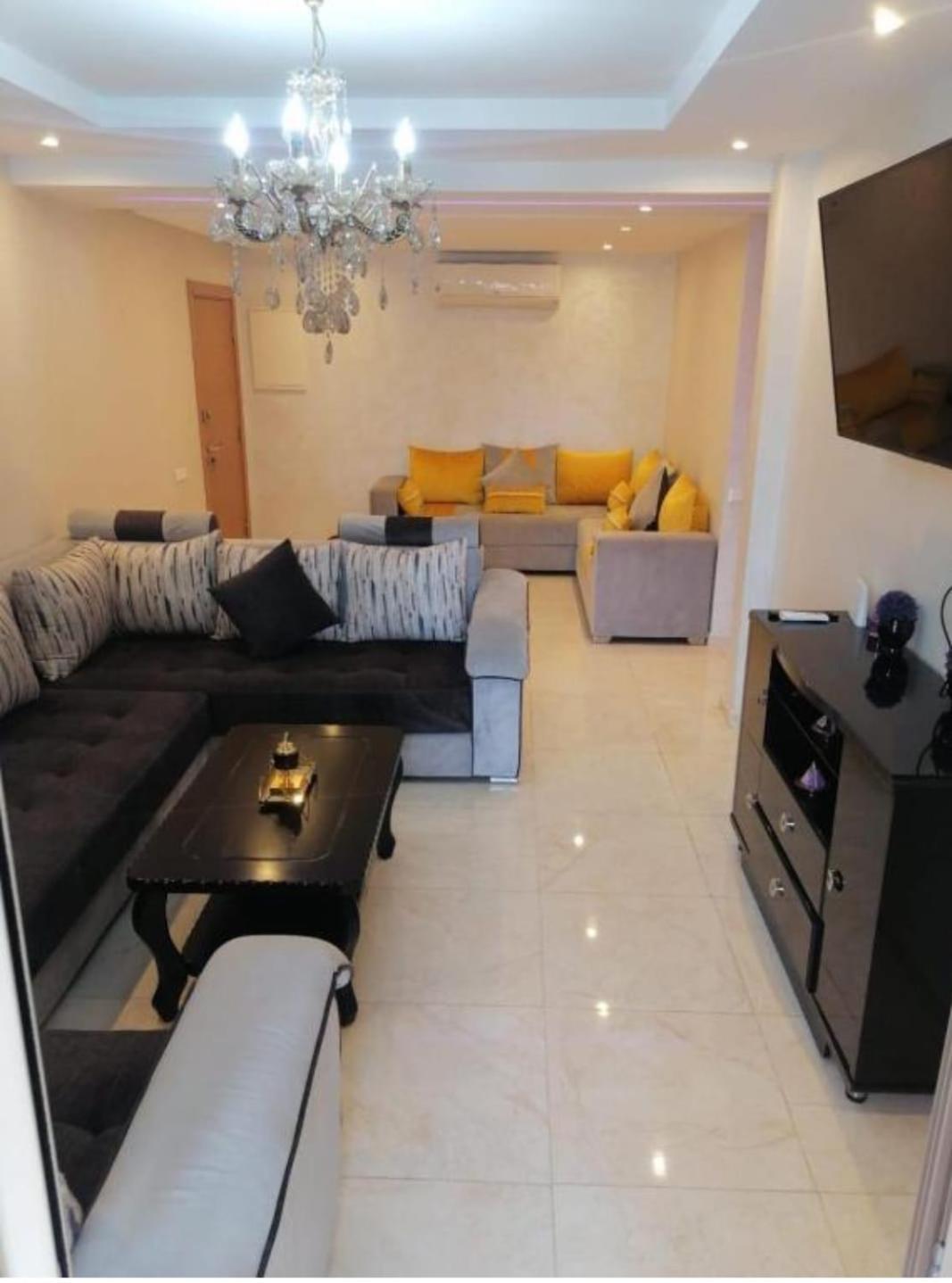 Apartment Charming In The Heart Of Marrakech - Modern Amenities And Prime Location *