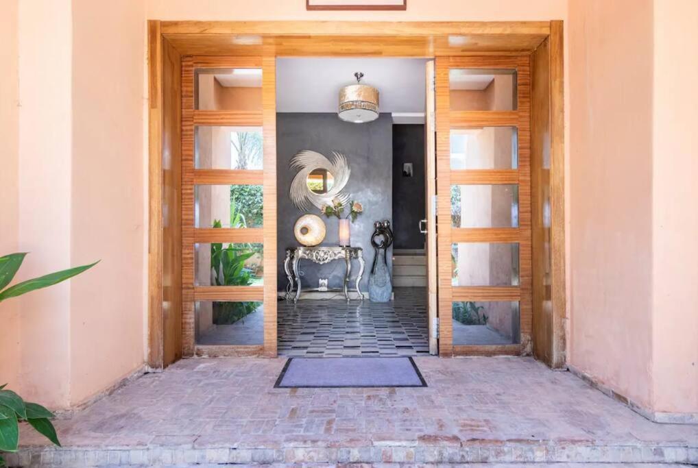 Escape To Luxury: 4 Bedroom On Golf Course Villa Marrakesh