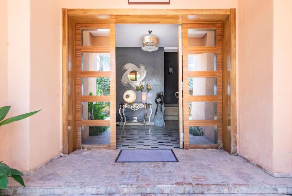 Escape To Luxury: 4 Bedroom On Golf Course Marrakesh