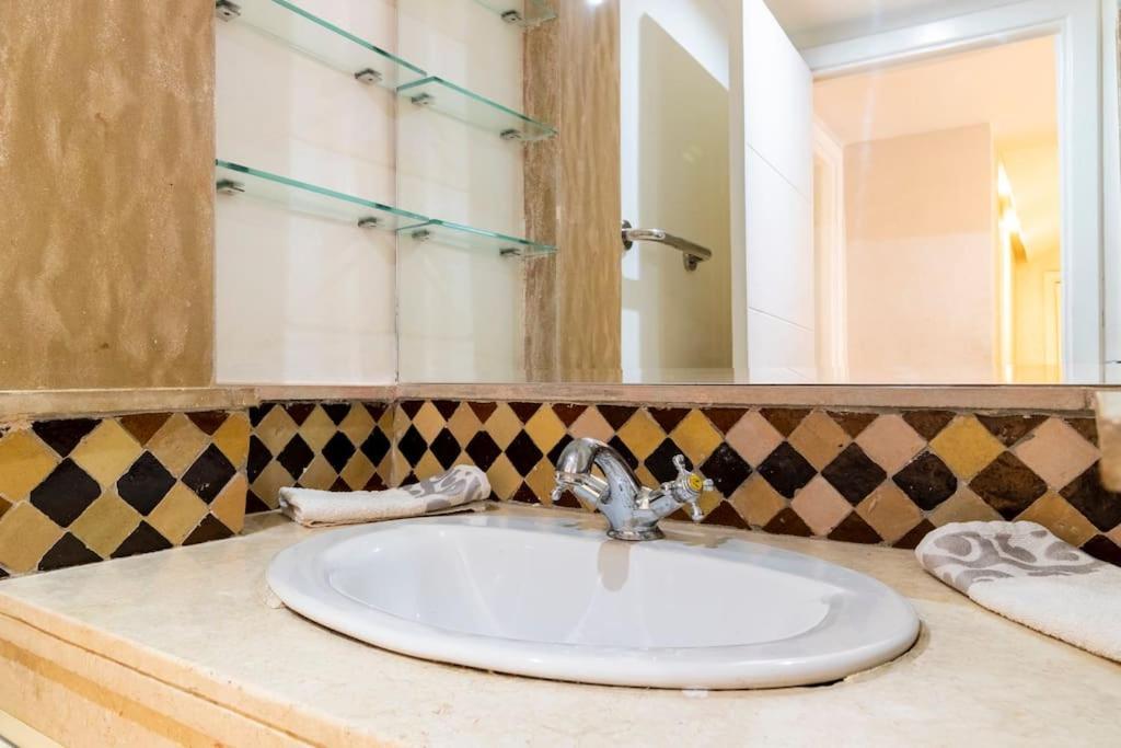Les Ambassadeurs Gueliz Pool,gym Apartamento