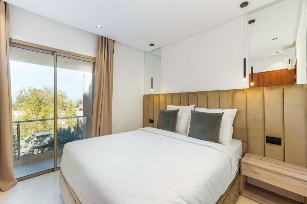 Apartment Luxury Golf & Pool View - Wifi
