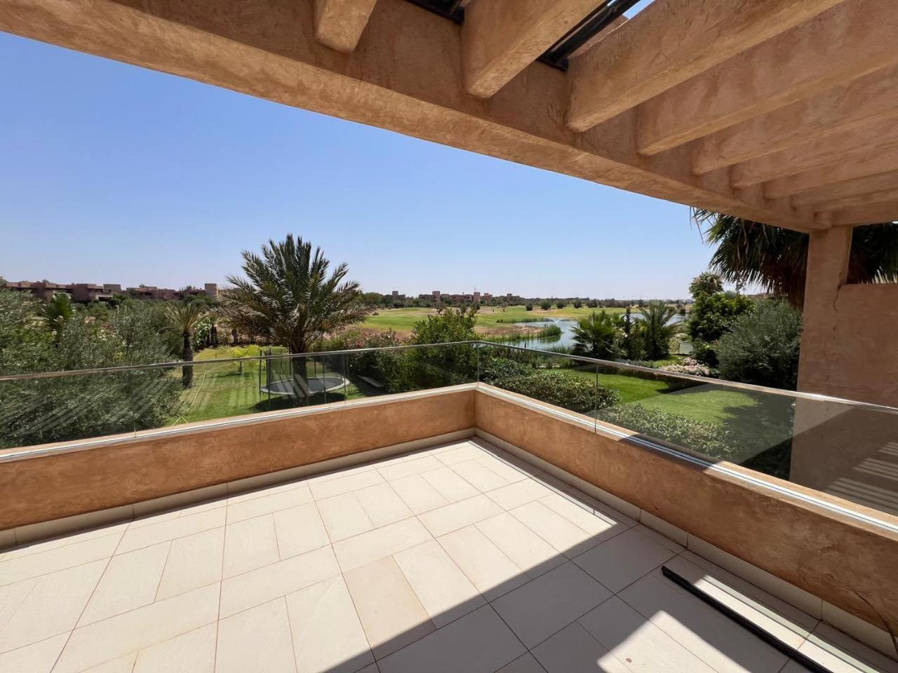 Superbe En Plein Golf Villa