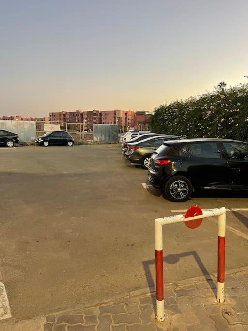 El Ghali Apartment, 2 Bedroom,2 Bathroom Apartment Marrakesh