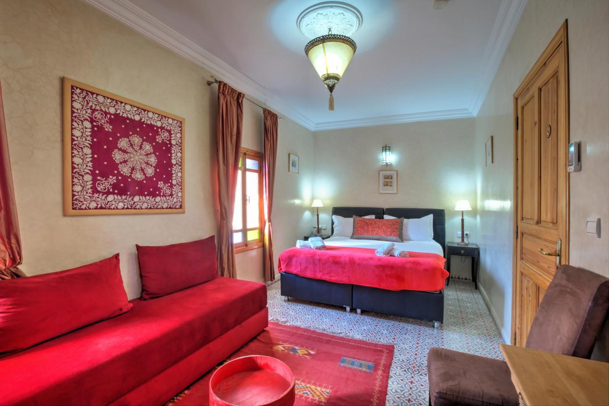 Inaka Riad 3*