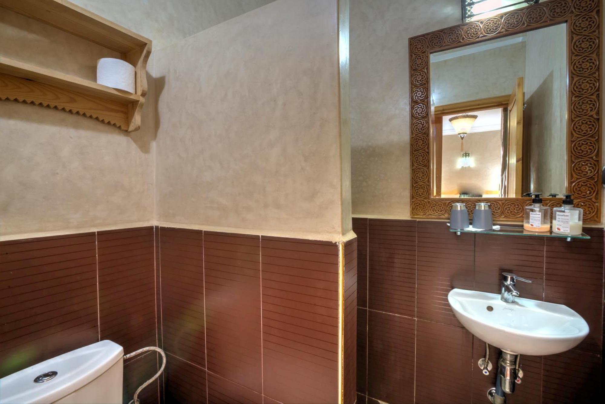 Inaka Riad 3*