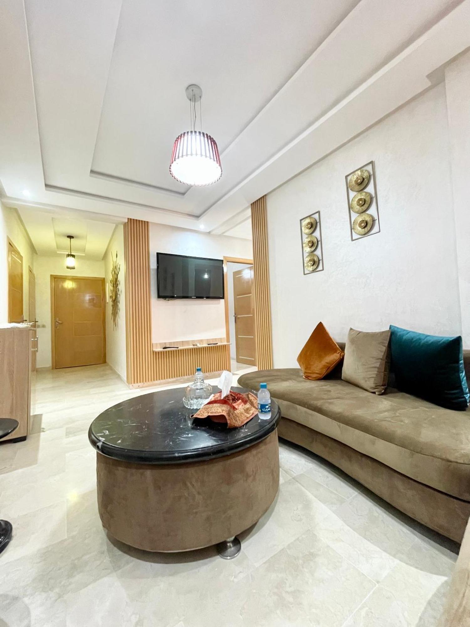 Sunny Luxurious 2 Bedroom In Gueliz Apartment *