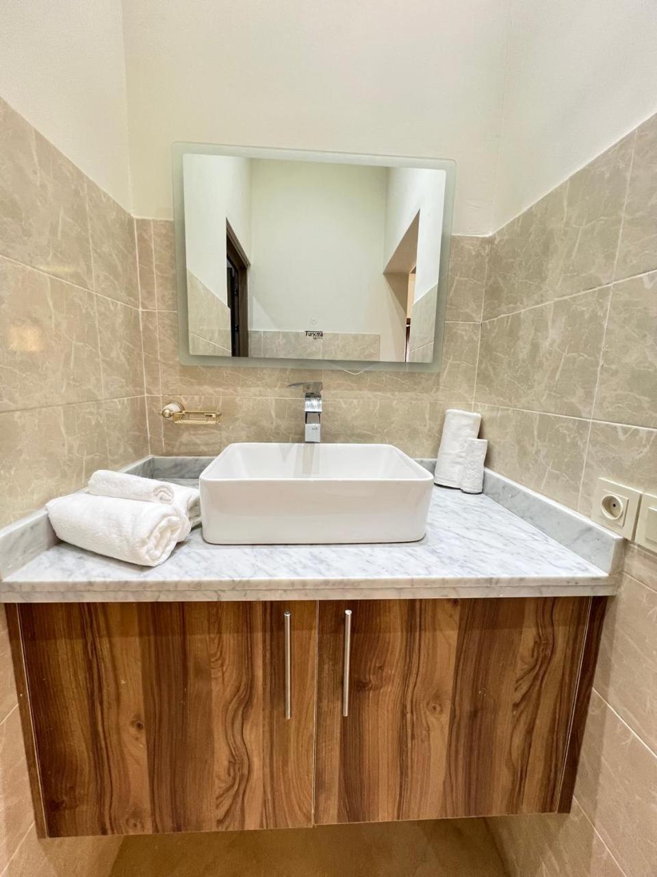 Aya, Argan Golf Villa