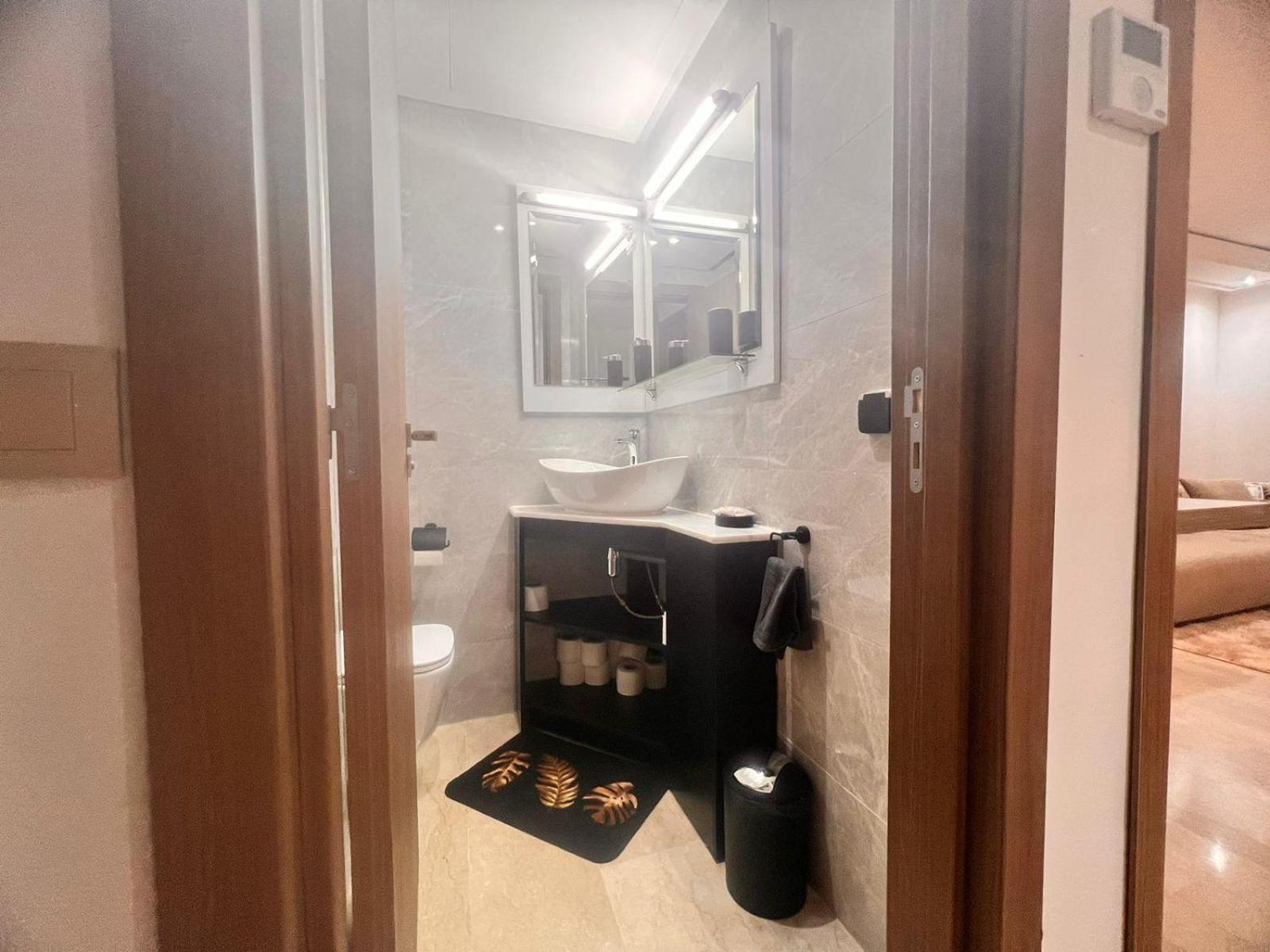 Apartment Apparemment De Prestige Gueliz Kasbel 212, 02