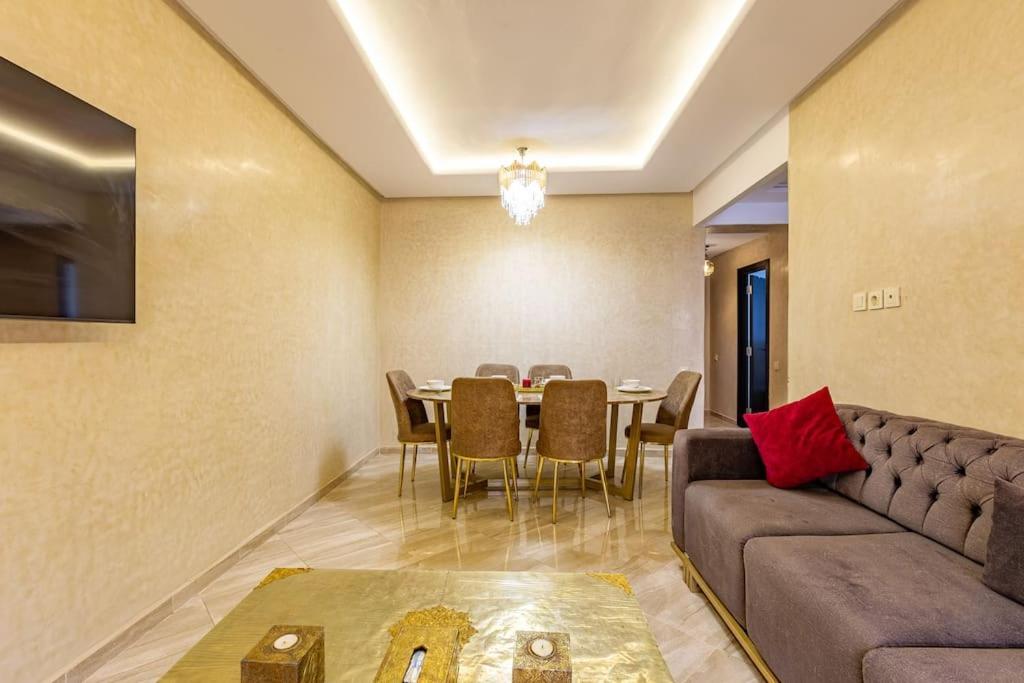 New! App Emeraude Confort Avec Piscine & Parking Apartment Marrakesh