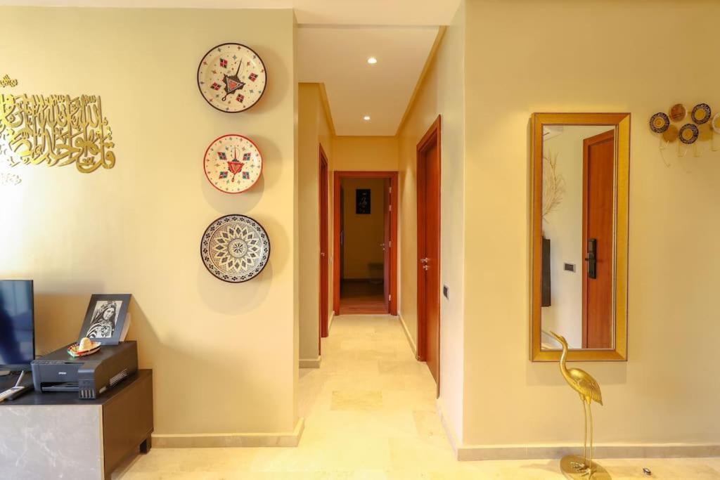 Prestigia 2br With Pool View