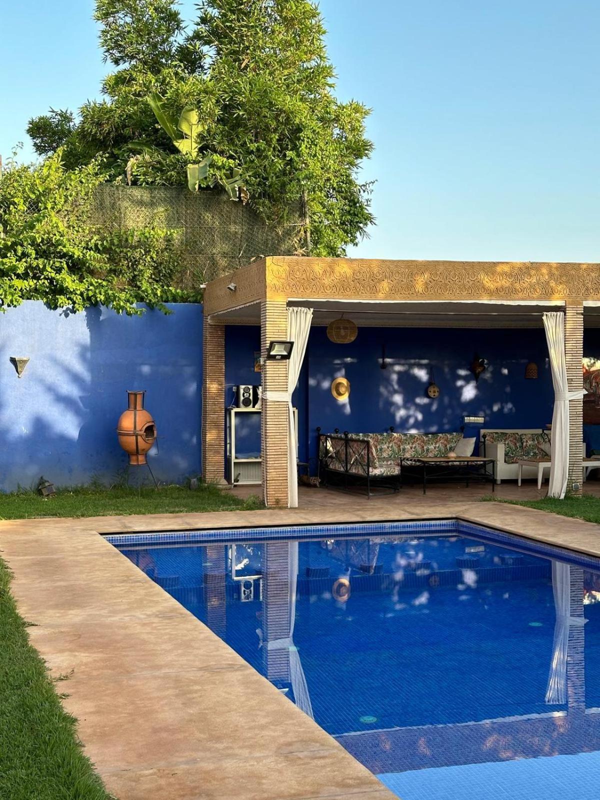 Paradise House *