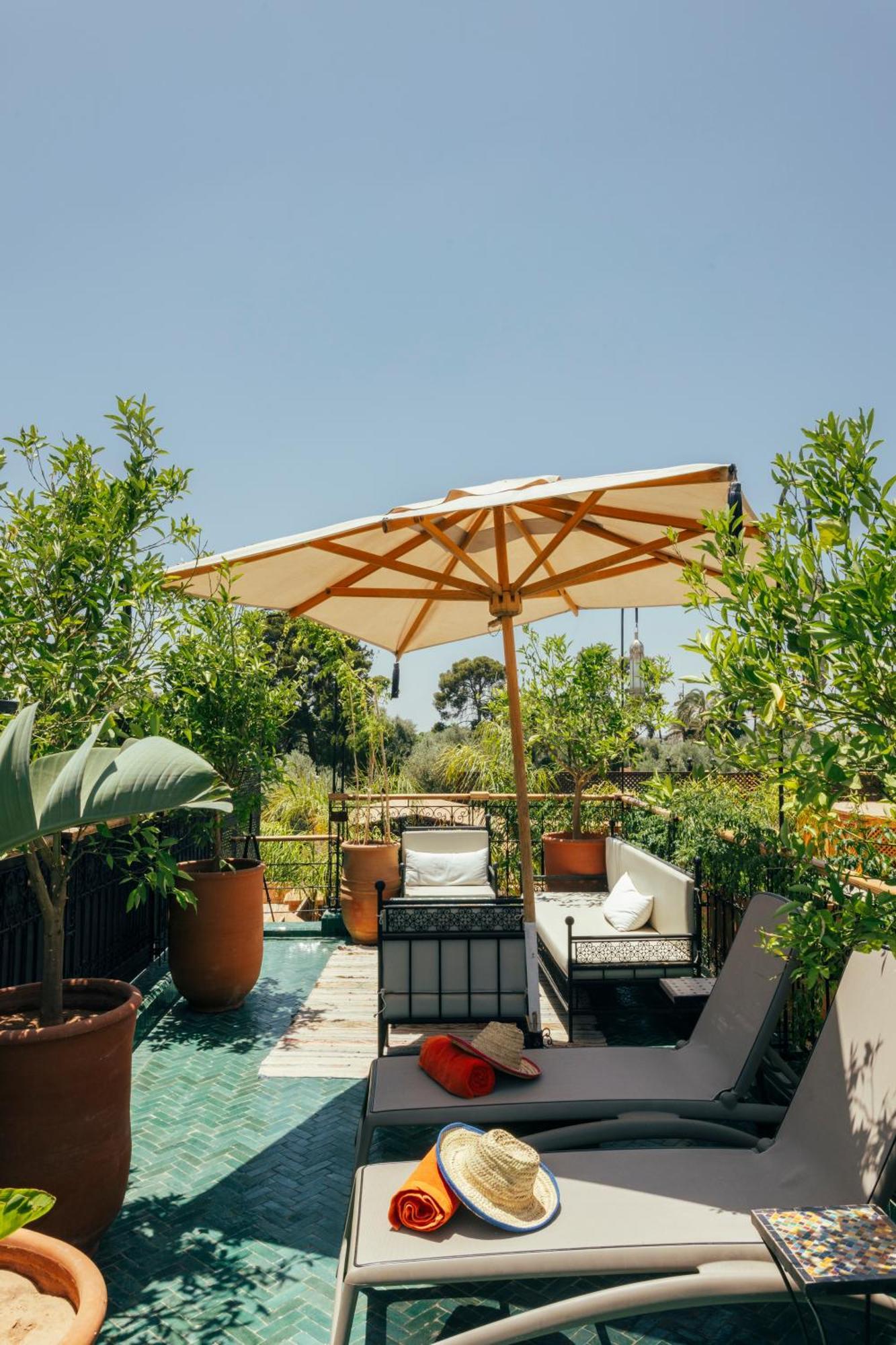 Riad Anya &
