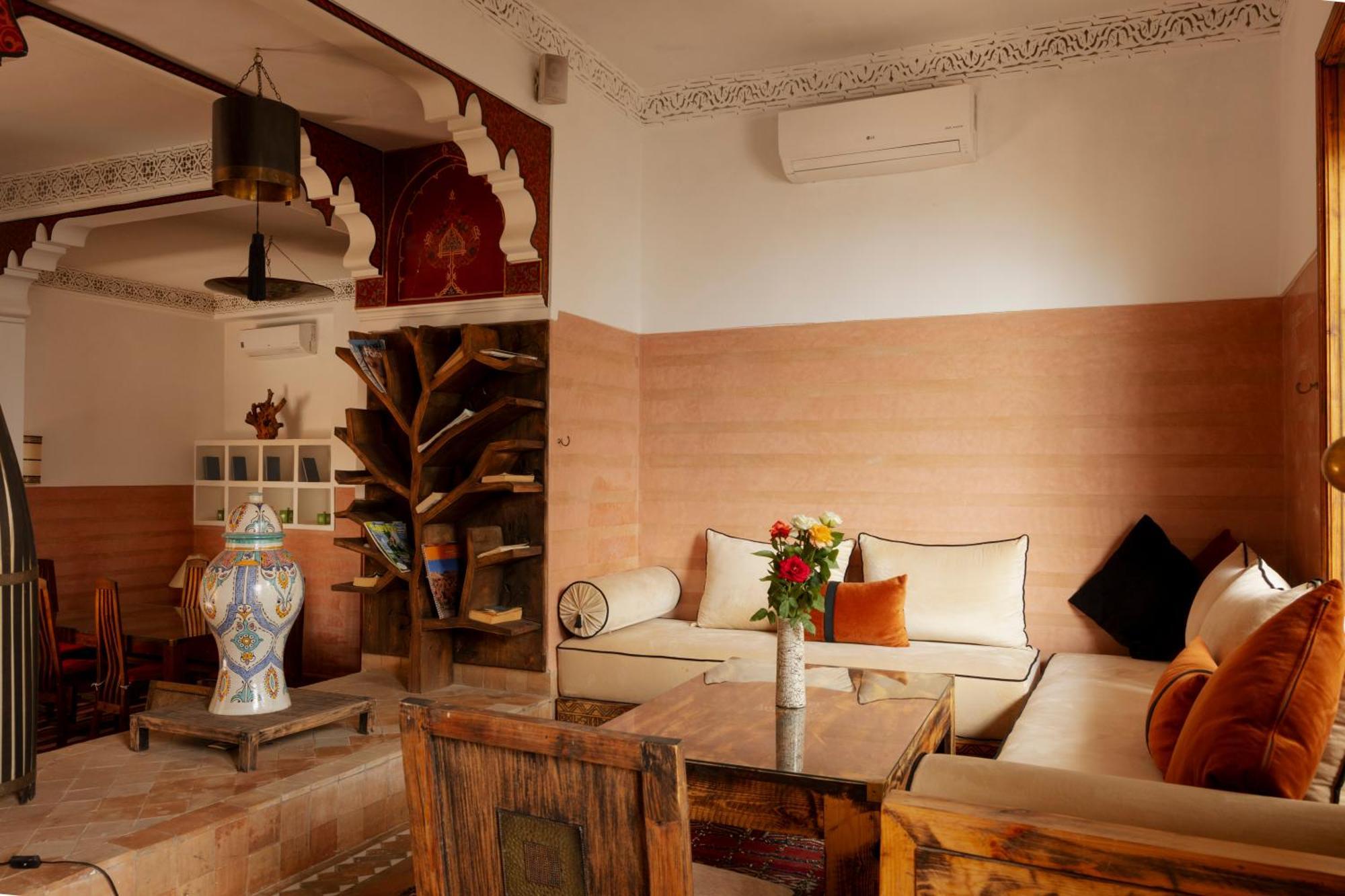 Riad Anya &