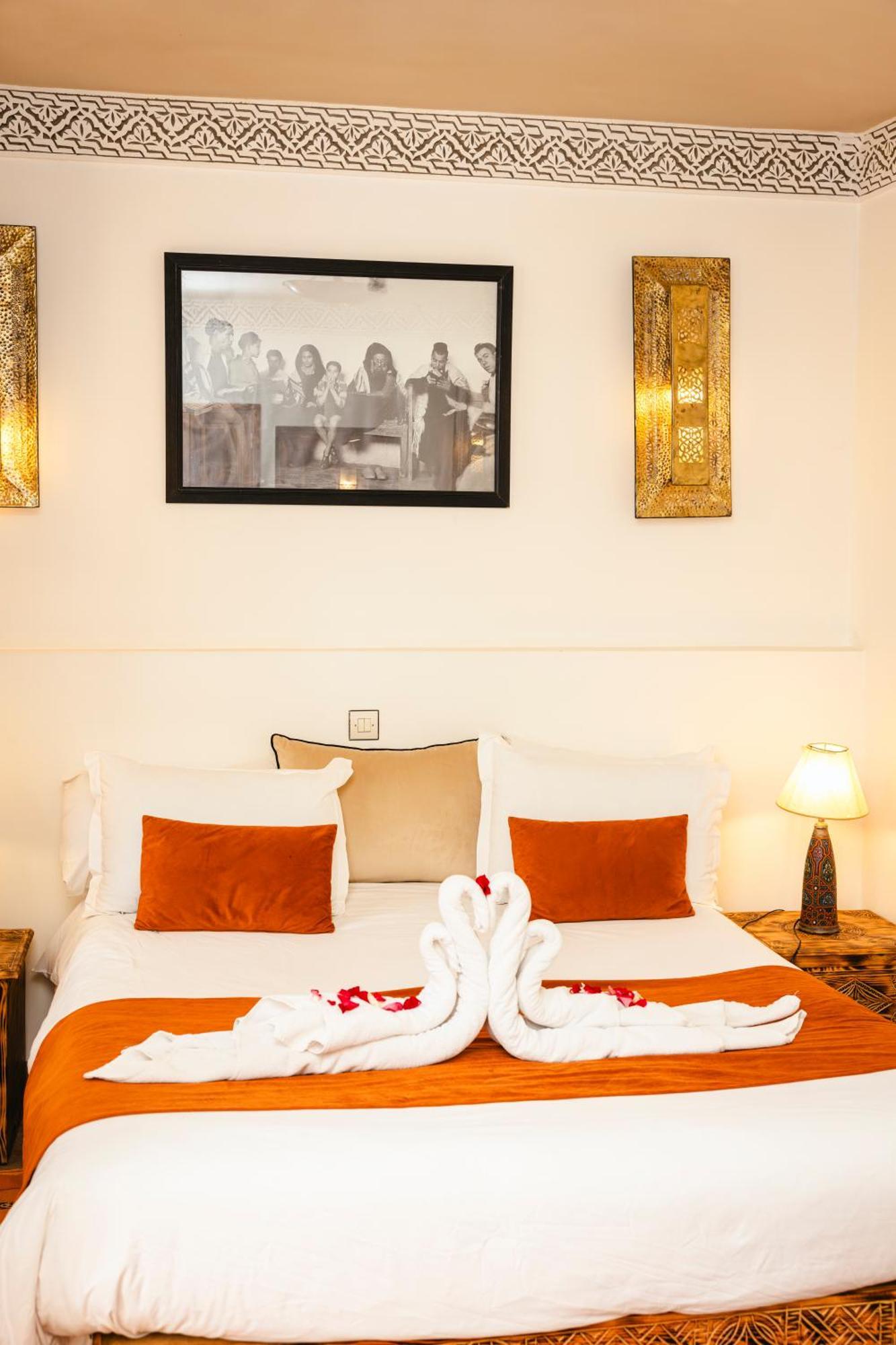 Riad Anya &