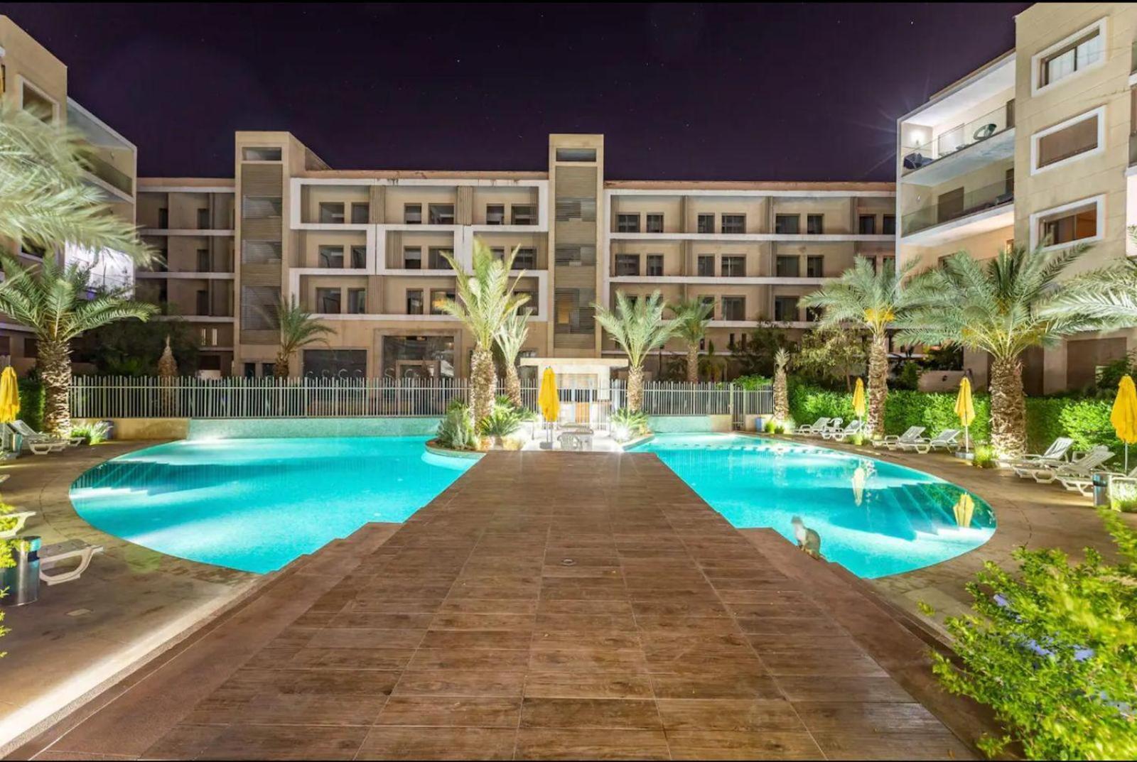 Apartment Luxueux Avec Piscine 10 Minutes Du Centre *