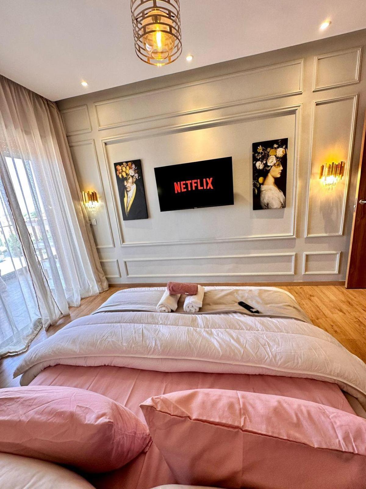 Apartment Luxueux Avec Piscine 10 Minutes Du Centre Marrakesh