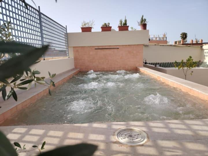 Charming Medina 8 With Pool - Medina