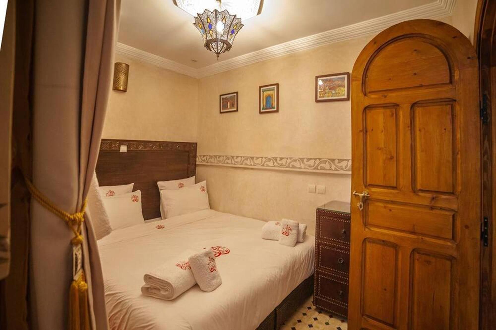Ikalimo 1 Riad