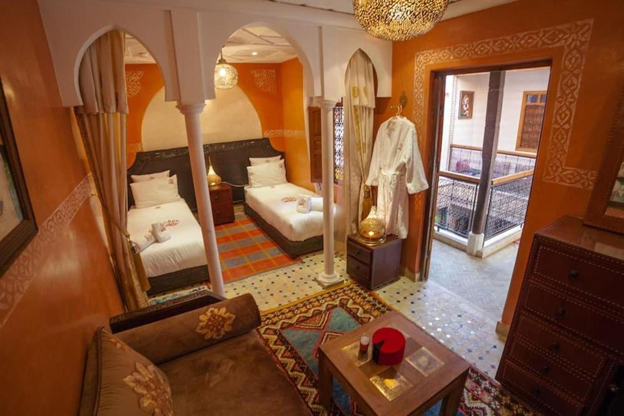 Ikalimo 1 Riad *