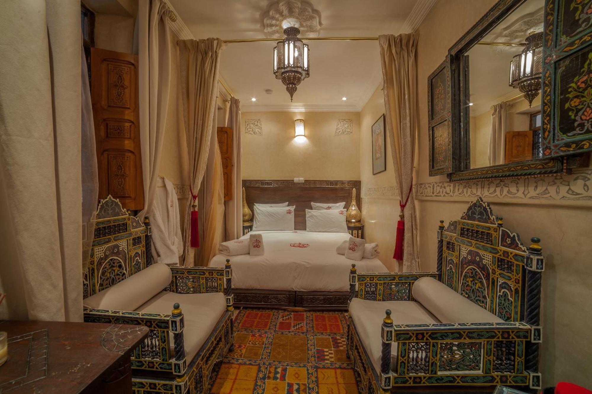 Ikalimo 1 Riad