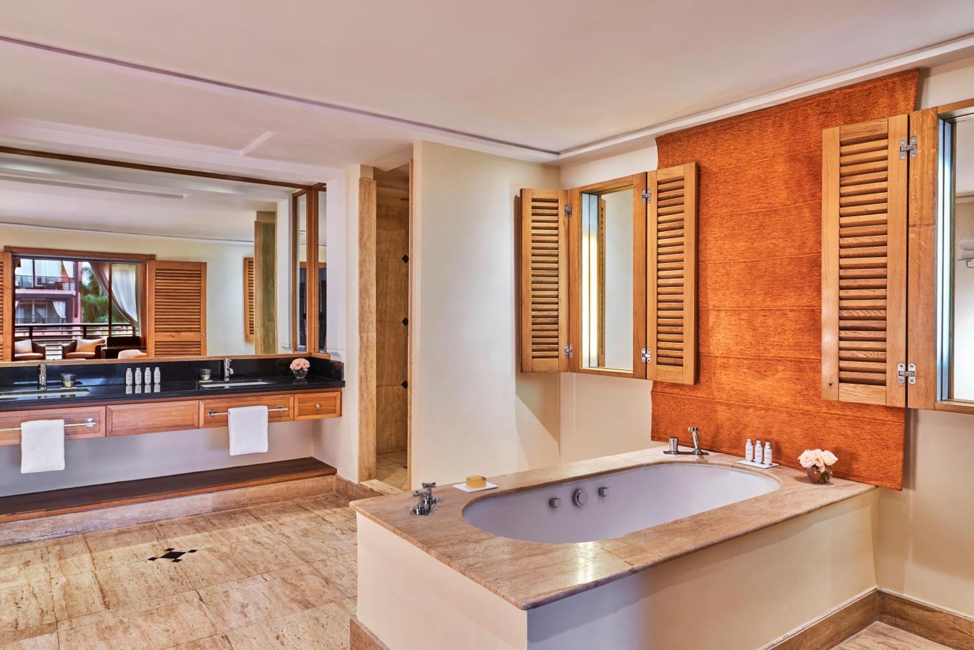 & Barriere Le Naoura Marrakesh